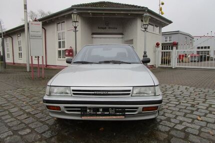 Toyota Carina