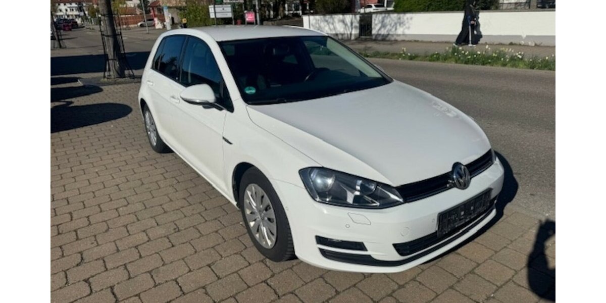 VW Golf VII 1.6 TDI Cup BMT 160.000 km 8.490 &euro; Neckarsulm 74172