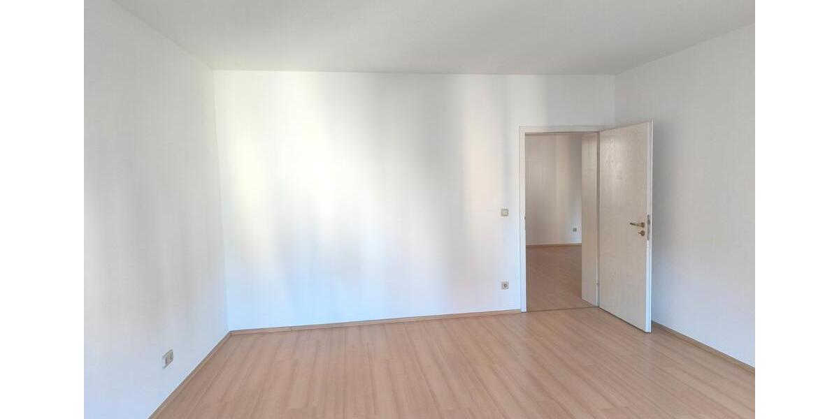 Etagenwohnung Bautzen - 3 Zimmer, 75 m&sup2;, 500&euro; | Angebot:26380121