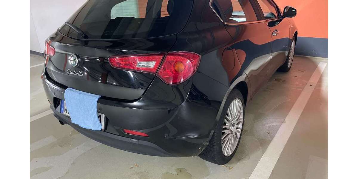 Alfa Romeo Giulietta 168.000 km 5.850 &euro; Wiesbaden 65197