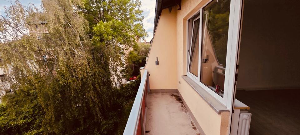 Dachgeschoßwohnung Berlin Spandau - 1 Zimmer, 35 m&sup2;, 144.000&euro; | Angebot:27072859