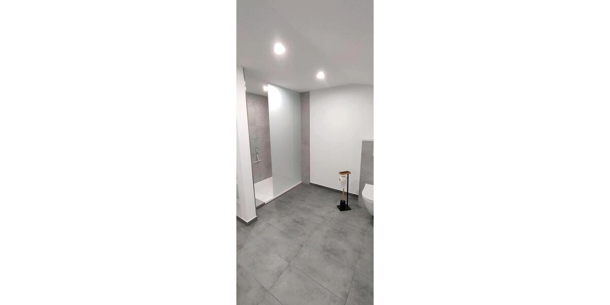 Etagenwohnung Amberg - 2 Zimmer, 110 m&sup2;, 1.700&euro; | Angebot:26658346