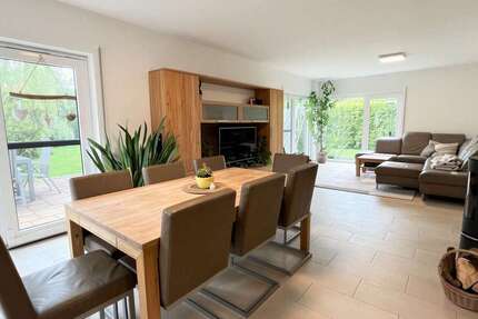Haus Stockheim - 5 Zimmer, 160 m&sup2;, 1.400&euro; | Angebot:26727304