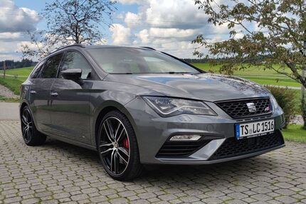 Seat Leon 97.000 km 17.900 &euro; Traunstein 83278