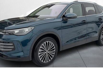 VW Tiguan 9.800 km 51.750 &euro; Dresden 01067