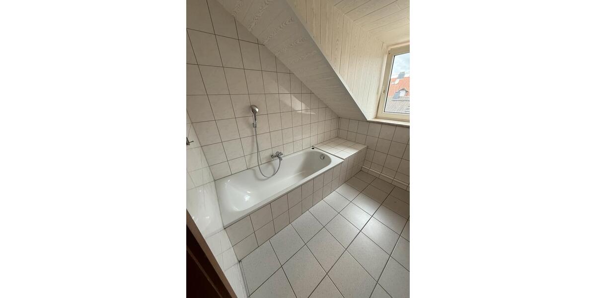 Etagenwohnung Neunkirchen - 3 Zimmer, 85 m&sup2;, 630&euro; | Angebot:26475452