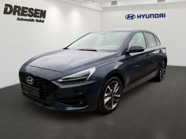 Hyundai i30 8.565 km 23.650 &euro; Neuss 41464