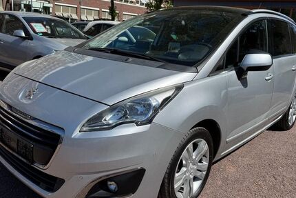 Peugeot 5008 116.550 km 7.990 &euro; Magdeburg 39124