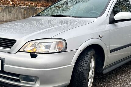Opel Astra 89.500 km 3.245 &euro; München 81245