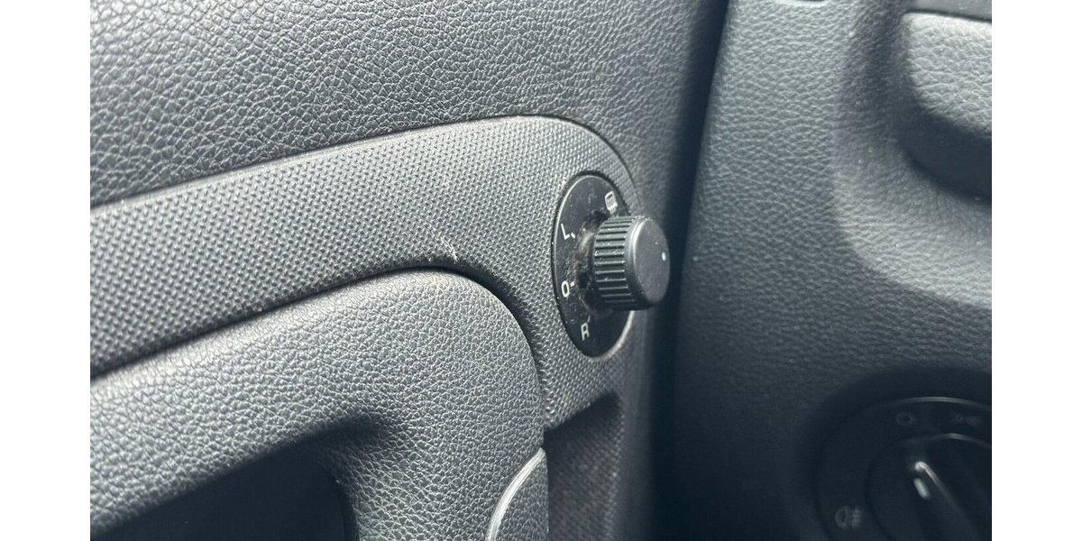 Skoda Fabia Ambiente Family 5J 188.000 km 1.999 &euro; Hamburg 22339