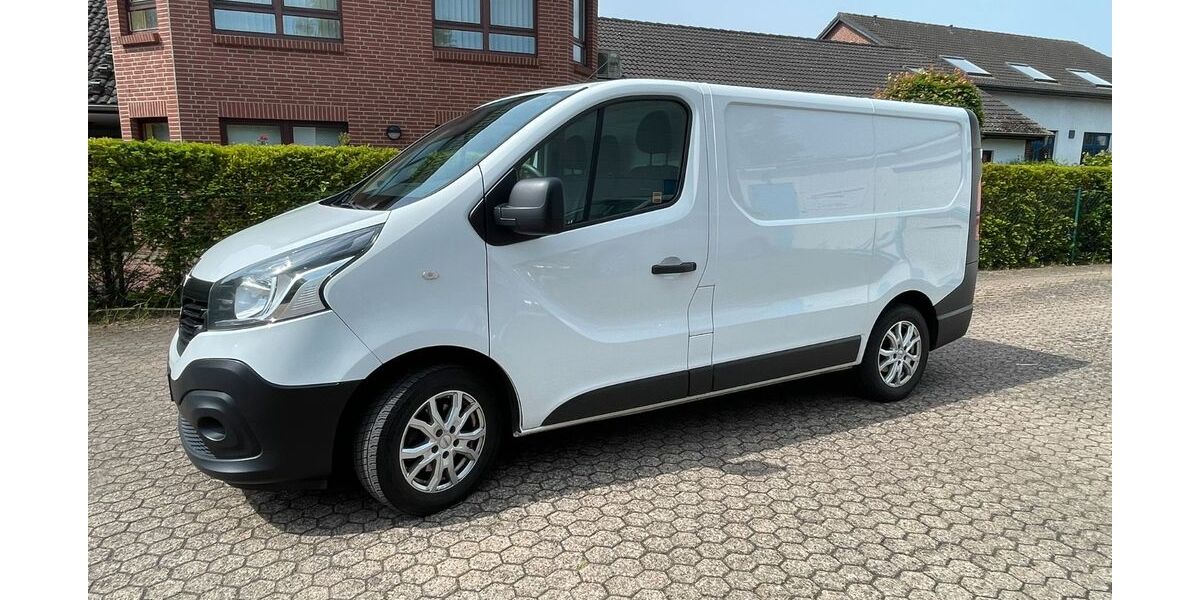 Renault Trafic 212.115 km 7.950 &euro; Bremen 28207