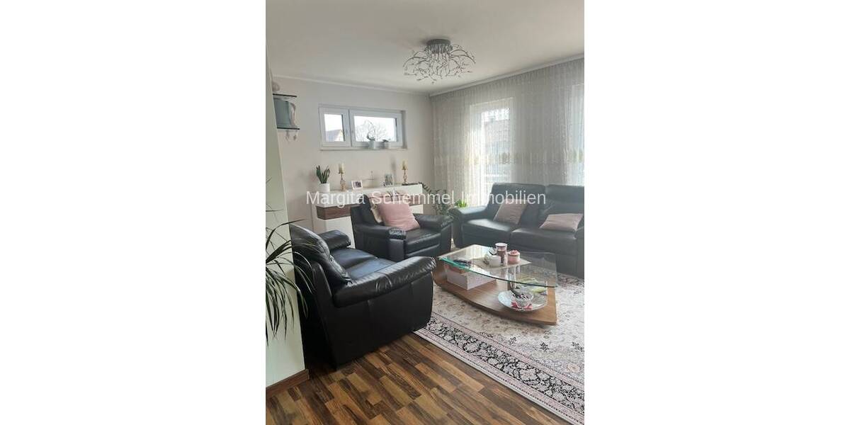 Etagenwohnung Wendelstein Großschwarzenlohe - 3 Zimmer, 98 m&sup2;, 450.000&euro; | Angebot:26388361