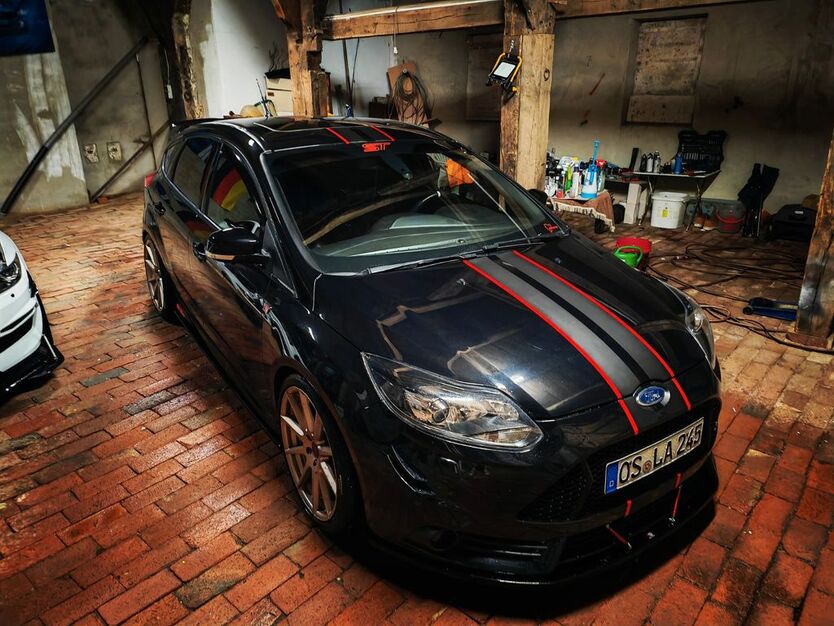 Ford Focus 120.653 km 14.000 € Alfhausen 49594