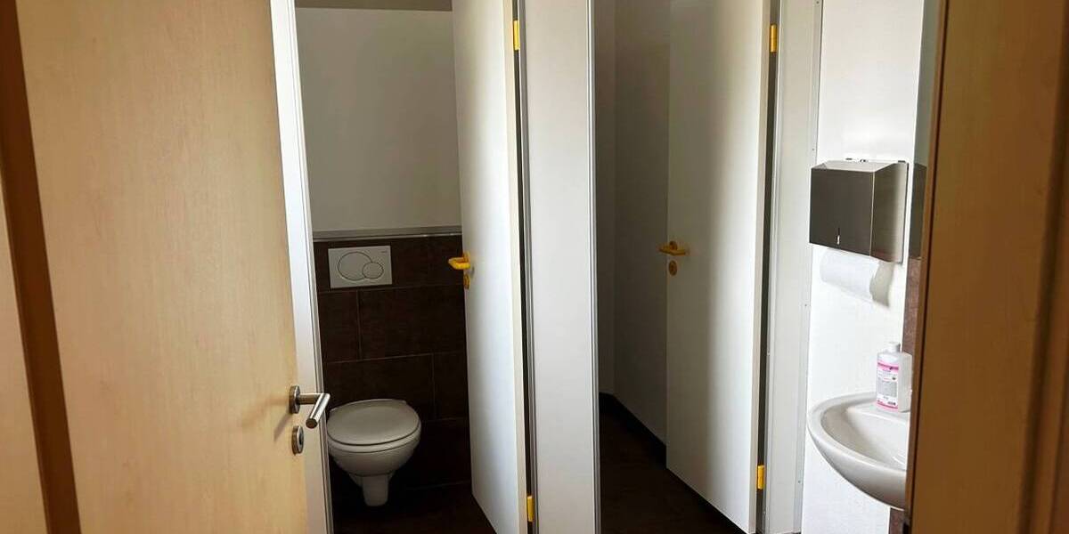 Gewerbeobjekt Haßfurt - 4 Zimmer, 675.000&euro; | Angebot:25797409