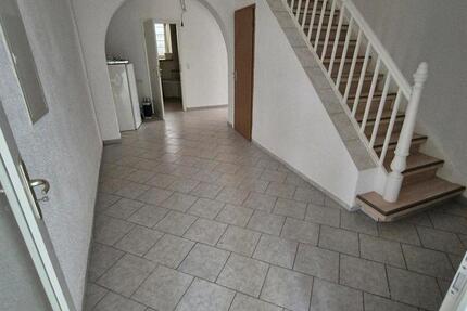 Haus Südliches Anhalt Pfaffendorf - 3 Zimmer, 92 m&sup2;, 850&euro; | Angebot:24136458