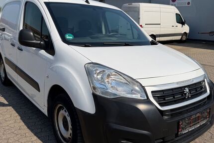 Peugeot Partner 93.100 km 7.950 &euro; Bornheim 53332