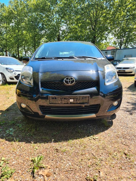 Toyota Yaris 169.000 km 3.900 € Offenburg 77656