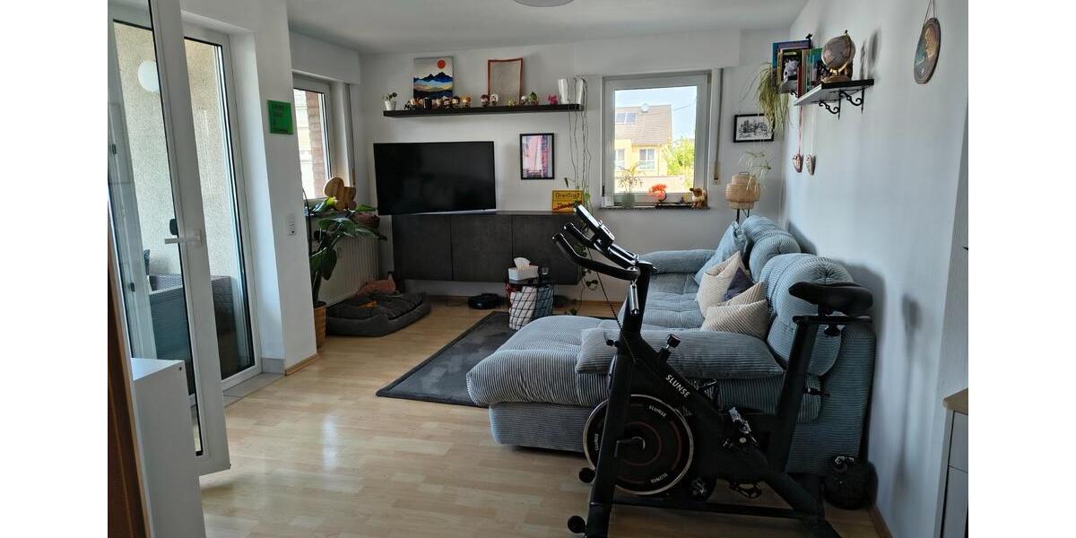 Etagenwohnung Niederkassel - 3 Zimmer, 77 m&sup2;, 1.013&euro; | Angebot:26413013