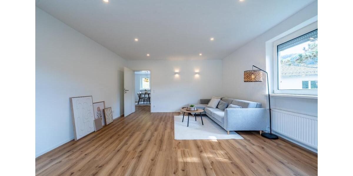 Sanierte 3,5-ZKB-Erdgeschosswohnung mit Balkon und Garten 3 zimmer