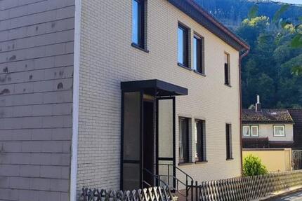 Großes Fachwerkhaus im Süden des Harzes zu verkaufen! 6 zimmer