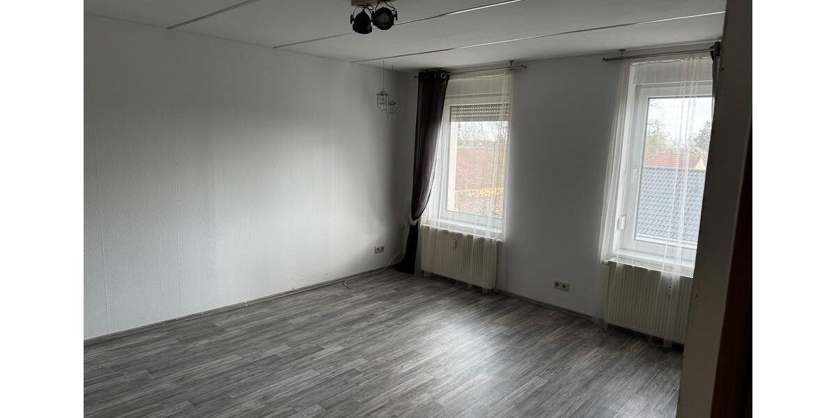 Etagenwohnung Wanzleben-Börde Börde - 2.5 Zimmer, 65 m&sup2;, 550&euro; | Angebot:26153100