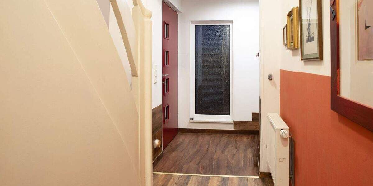 Einfamilienhaus Bottrop Eigen - 8 Zimmer, 162 m&sup2;, 638.000&euro; | Angebot:25535001