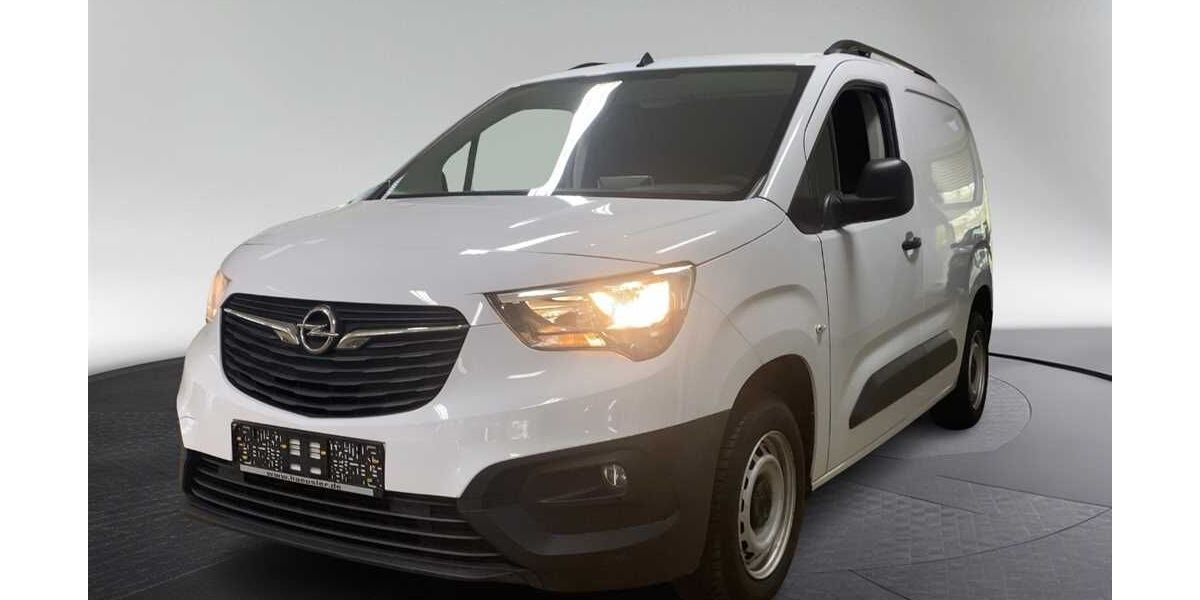 Opel Combo 69.699 km 12.990 &euro; Stockdorf 82131
