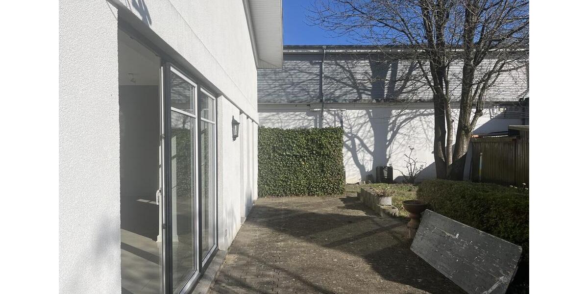 Einfamilienhaus Flensburg Altstadt - 2.5 Zimmer, 196 m&sup2;, 1.500&euro; | Angebot:26089471