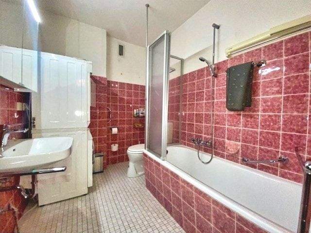 Etagenwohnung Wilhelmshaven Innenstadt - 3 Zimmer, 67 m&sup2;, 89.000&euro; | Angebot:25845668