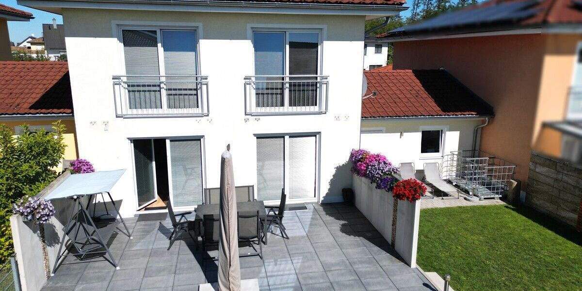 Einfamilienhaus Maxhütte-Haidhof Haidhof - 4 Zimmer, 125 m&sup2;, 659.000&euro; | Angebot:25822159