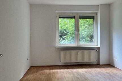 Wohnung Mönchengladbach - 3 Zimmer, 55 m&sup2;, 491&euro; | Angebot:27112455