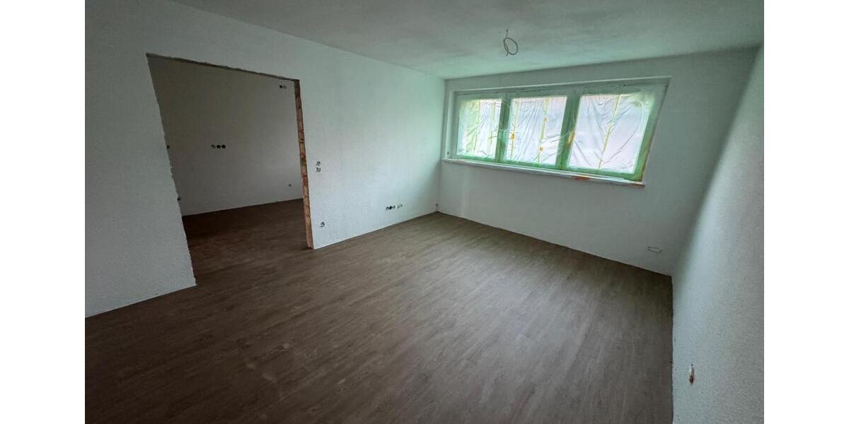 Reihenhaus Michendorf - 4 Zimmer, 104 m&sup2;, 1.700&euro; | Angebot:25391808
