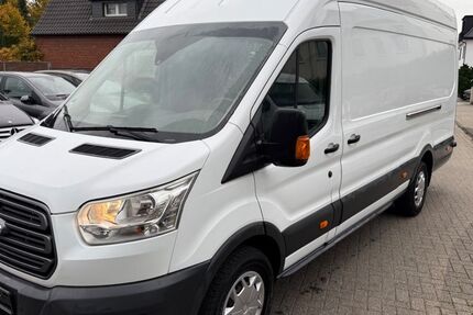 Ford Transit 147.000 km 11.900 € Rheine 48431