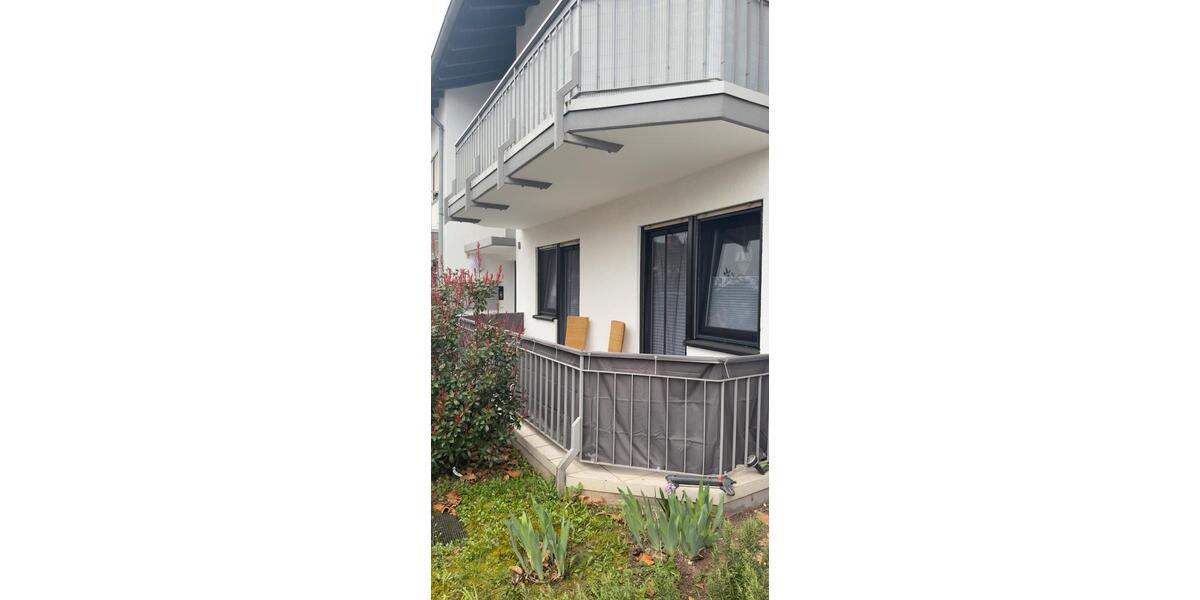 Erdgeschoßwohnung Schwetzingen - 3 Zimmer, 100 m&sup2;, 1.550&euro; | Angebot:26185365
