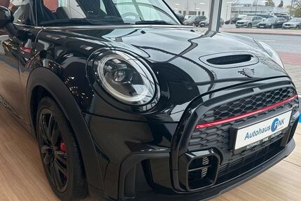 Mini John Cooper Works 54.970 km 26.900 &euro; Erlangen 91058
