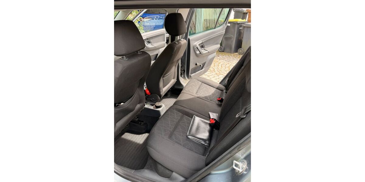 Skoda Fabia 200.000 km 2.500 &euro; Würzburg 97072