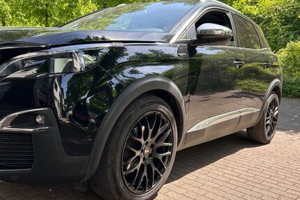 Peugeot 3008 182.000 km 16.190 &euro; Dillingen 66763