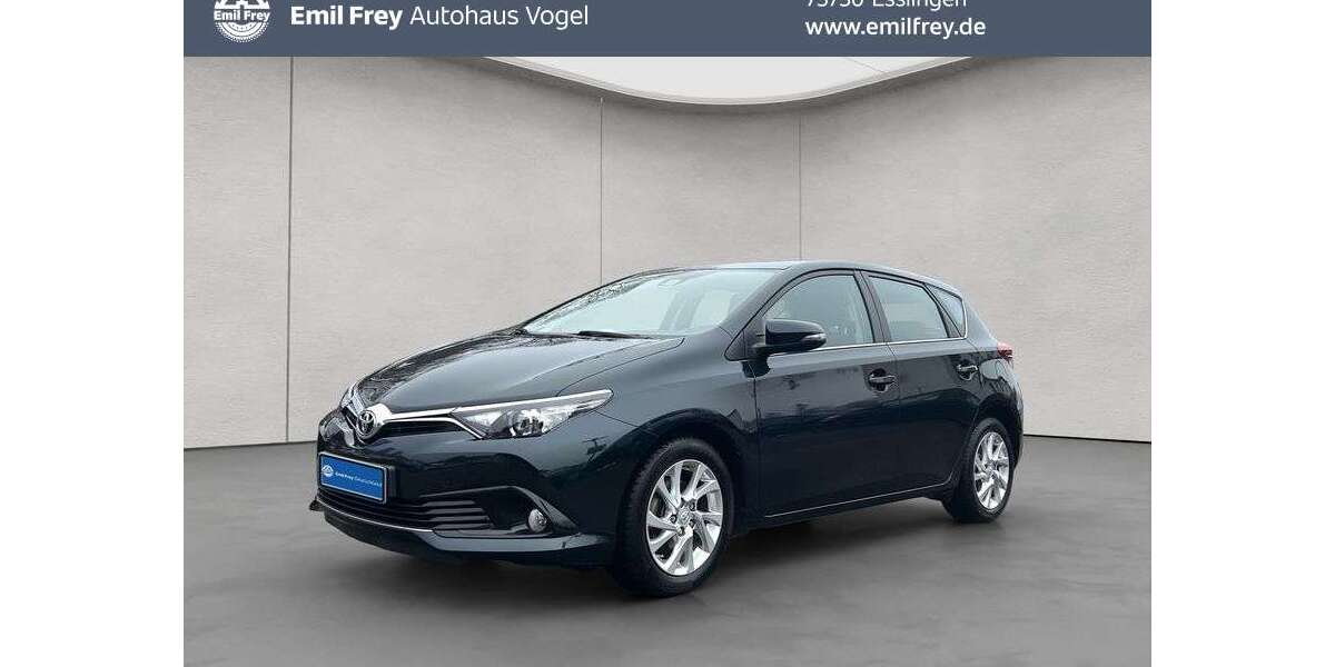 Toyota Auris 97.840 km 11.980 &euro; Esslingen am Neckar 73730
