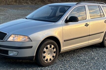 Skoda Octavia 220.000 km 2.999 &euro; Marktredwitz 95615