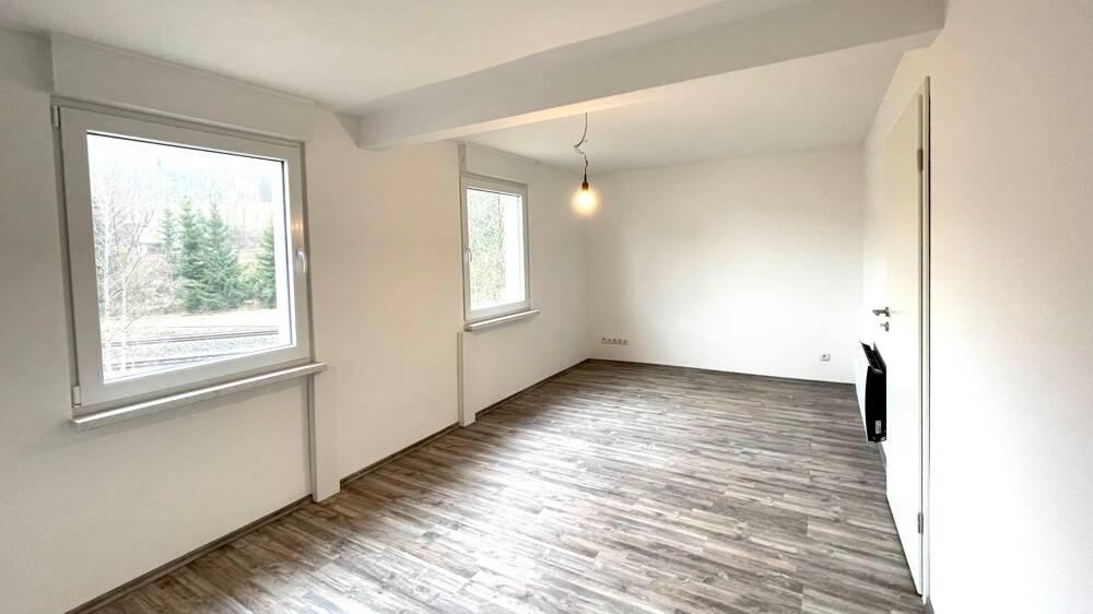 Mehrfamilienhaus, Wohnhaus Kirchhundem Welschen Ennest - 6 Zimmer, 181 m&sup2;, 255.000&euro; | Angebot:26435579