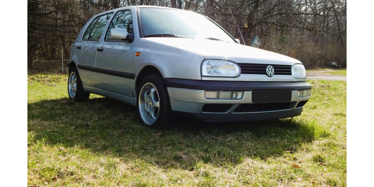 VW Golf 77.000 km 4.000 &euro; Mandelbachtal 66399