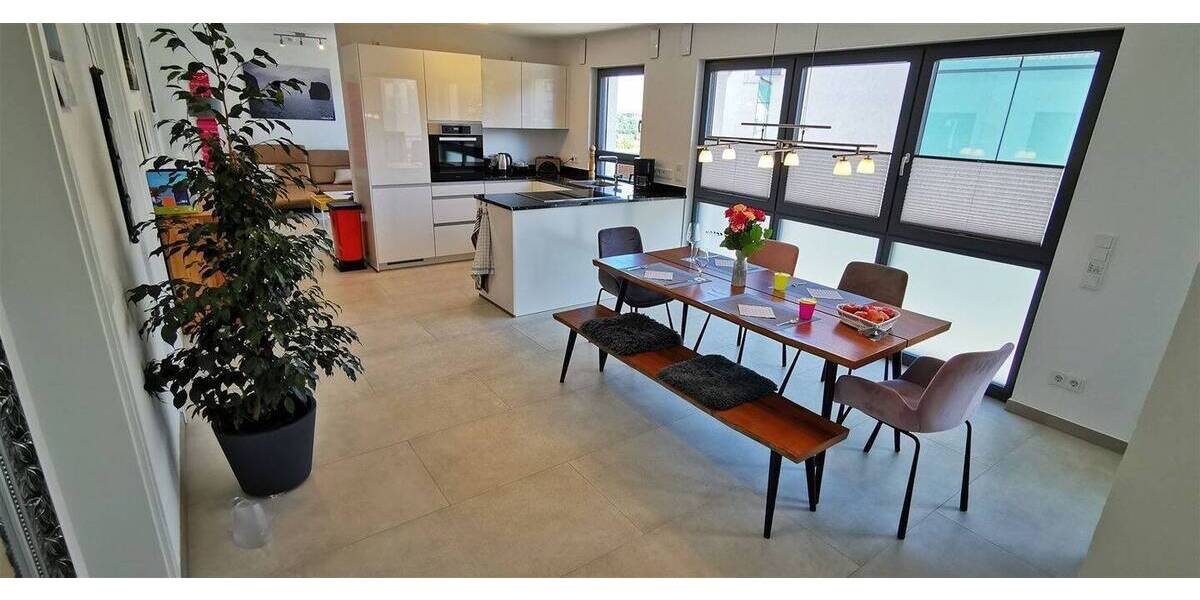 Etagenwohnung Überlingen Überlingen - 3 Zimmer, 102 m&sup2;, 3.000&euro; | Angebot:22615951