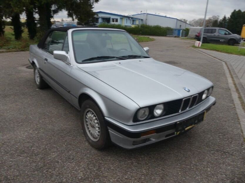 BMW 325 201.000 km 19.900 € Rheinmünster 77836