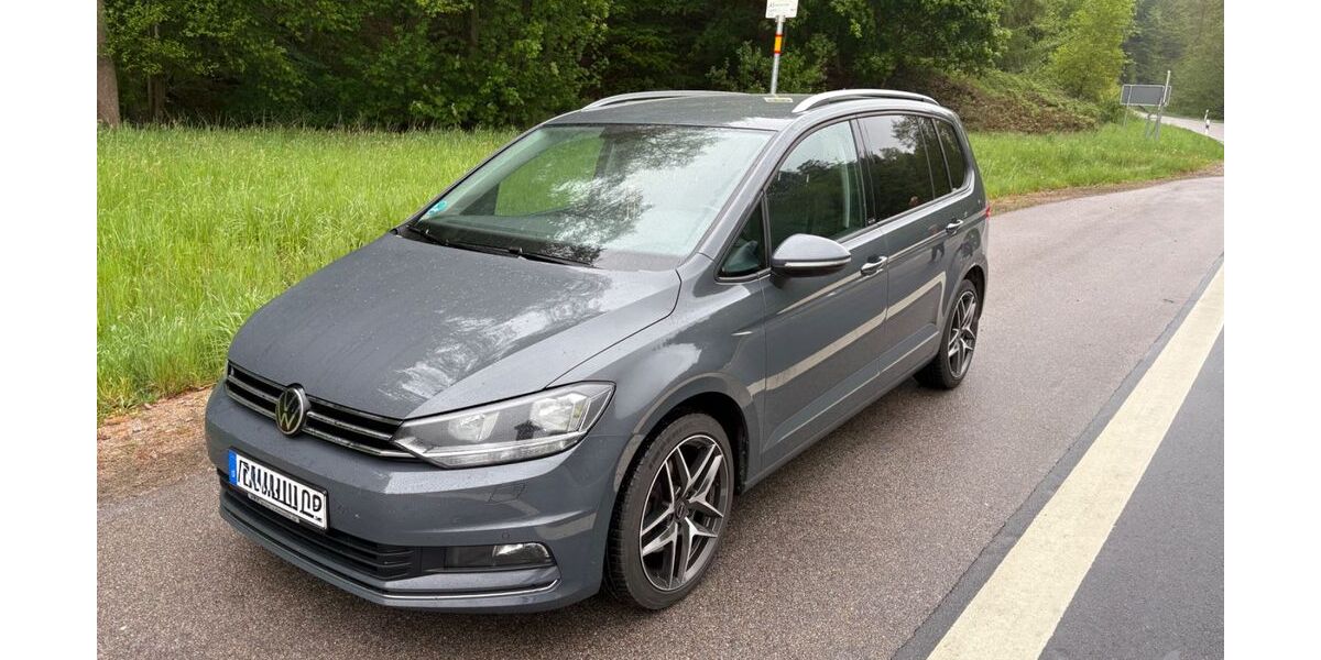 VW Touran 94.000 km 21.000 &euro; Schnaittenbach 92253