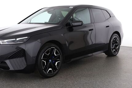 BMW iX 33.648 km 42.880 &euro; Berlin 12103