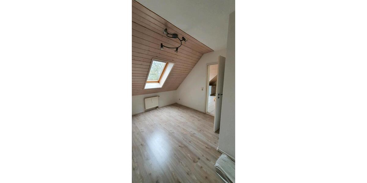 Dachgeschoßwohnung Rheinfelden (Baden) - 3 Zimmer, 87 m&sup2;, 330.000&euro; | Angebot:26702023