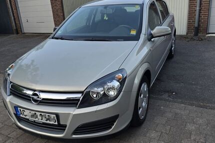 Opel Astra 70.711 km 3.790 &euro; Aachen 52068