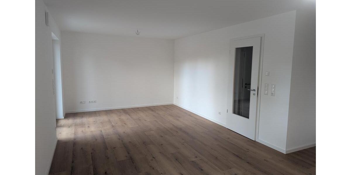 Etagenwohnung Straubing - 2 Zimmer, 73 m&sup2;, 870&euro; | Angebot:26134344