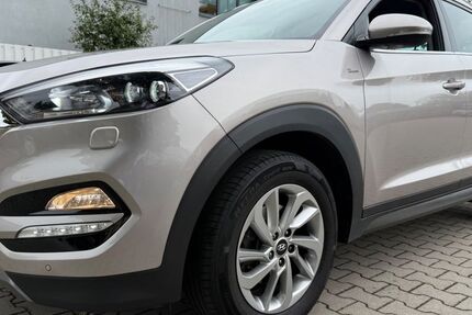 Hyundai TUCSON 105.000 km 13.800 € Mühldorf am Inn 84453