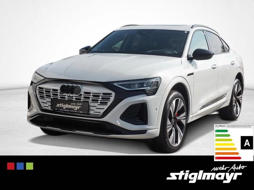 Audi Q8 e-tron 21.000 km 74.880 € Pfaffenhofen 85276